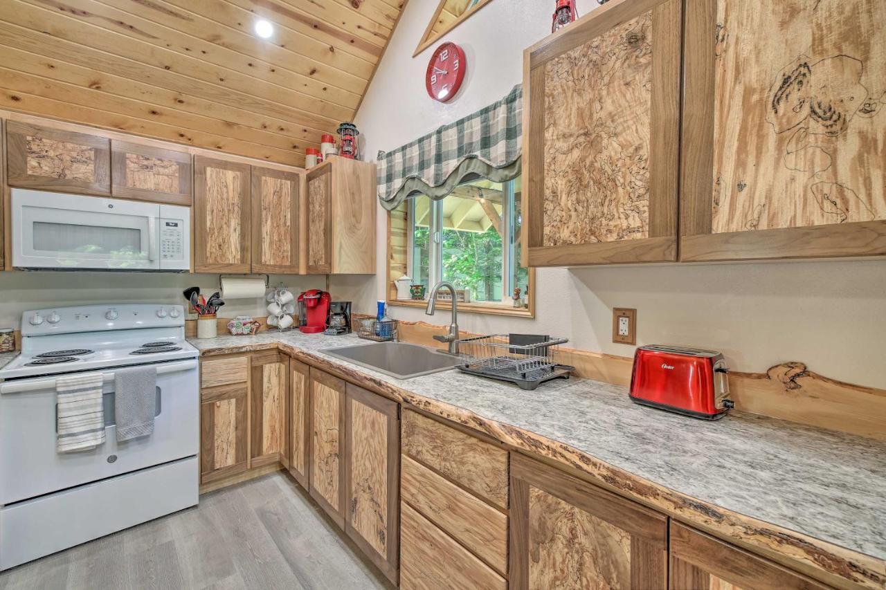Wandering Elk Retreat With Golf Access! Packwood